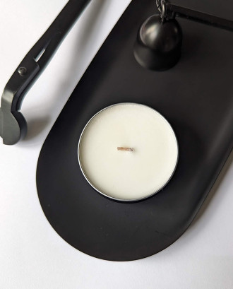 Свічка соєва Black Amber and Plum (Чорна амбра та слива) 30г