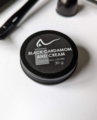 Свічка соєва Black Cardamom and Cream (чорний кардамон і вершки) 30г